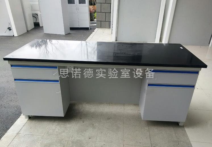 儀器臺